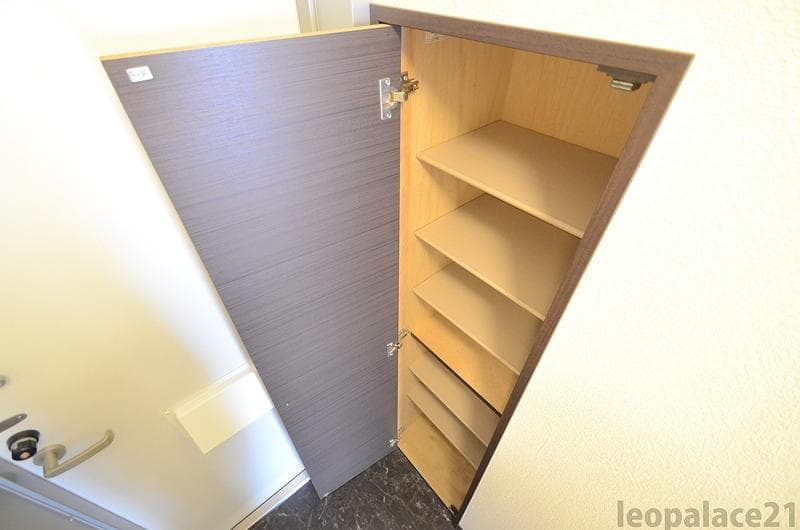 Room image 13