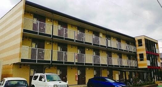 Main exterior of leopalace Tamura