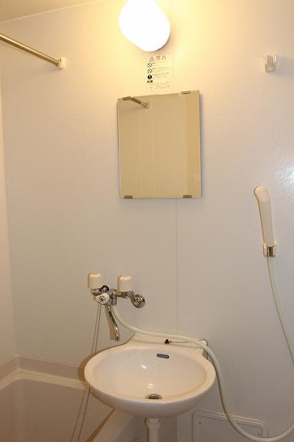 Room image 13