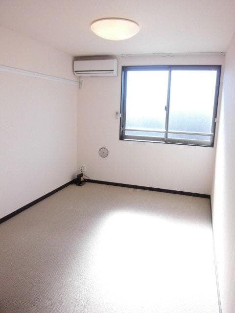 Preview interior of LEONEXT Setsugetsuka ll