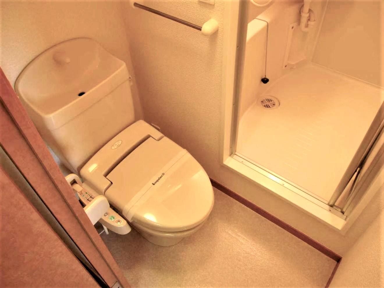 Room image 9