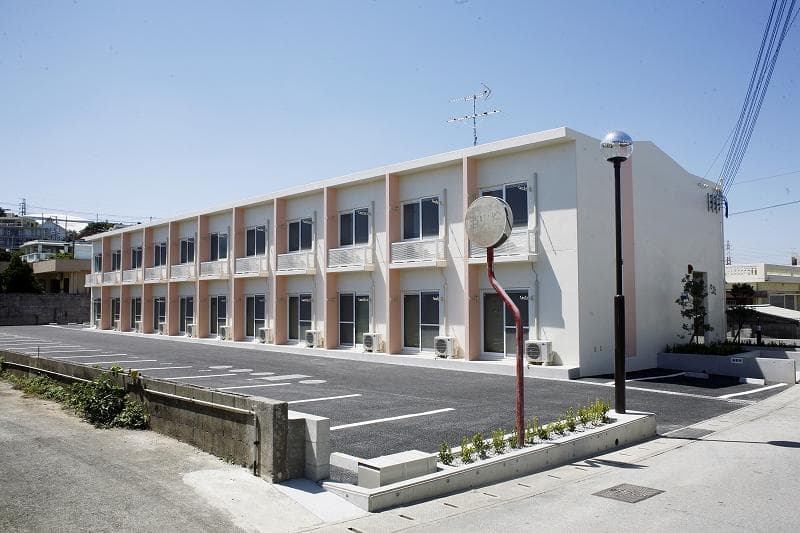 Main exterior of leopalace Shima