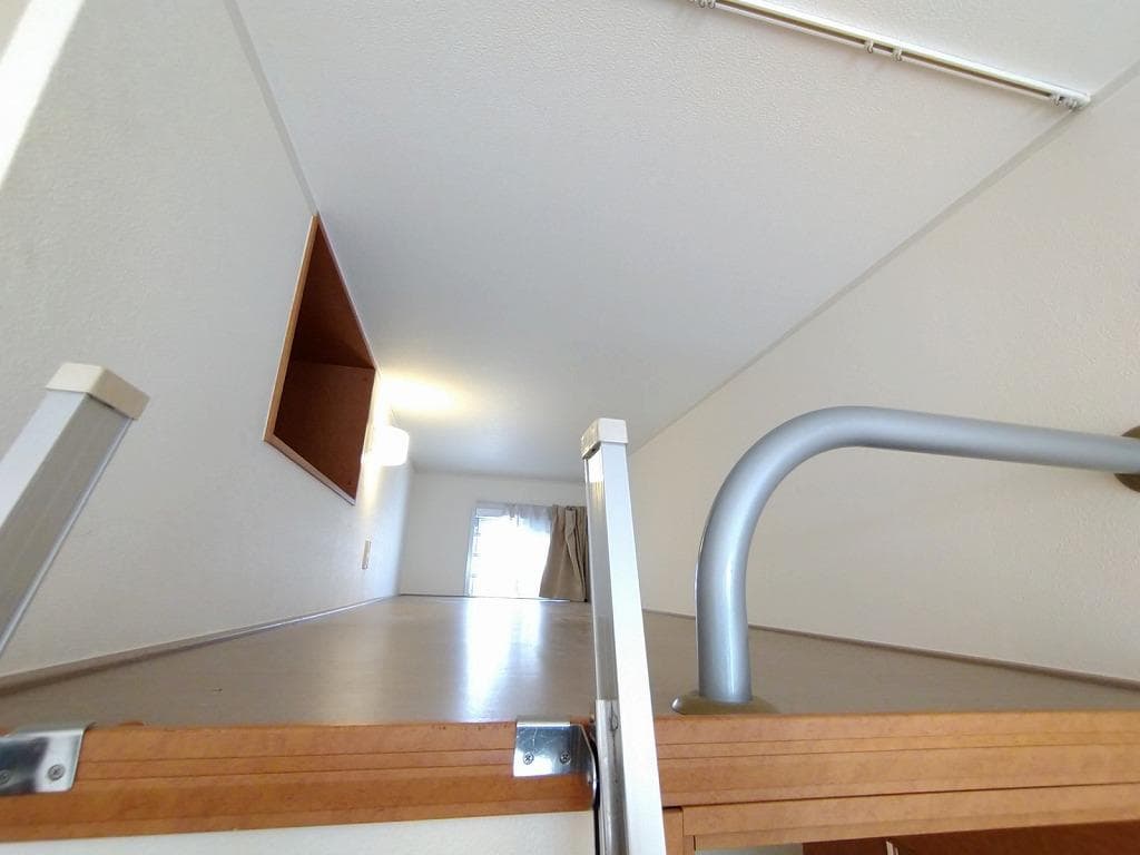 Room image 11