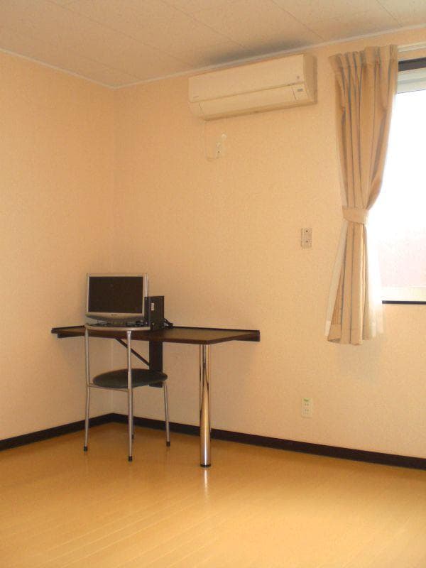 Preview interior of LEONEXT Izumi