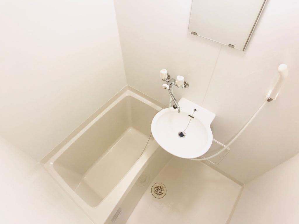 Room image 12