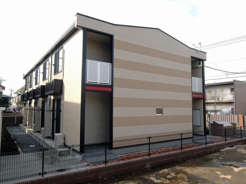 Main exterior of leopalace Wakamatsu