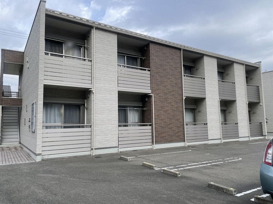Main exterior of CLEINO BAMBOO