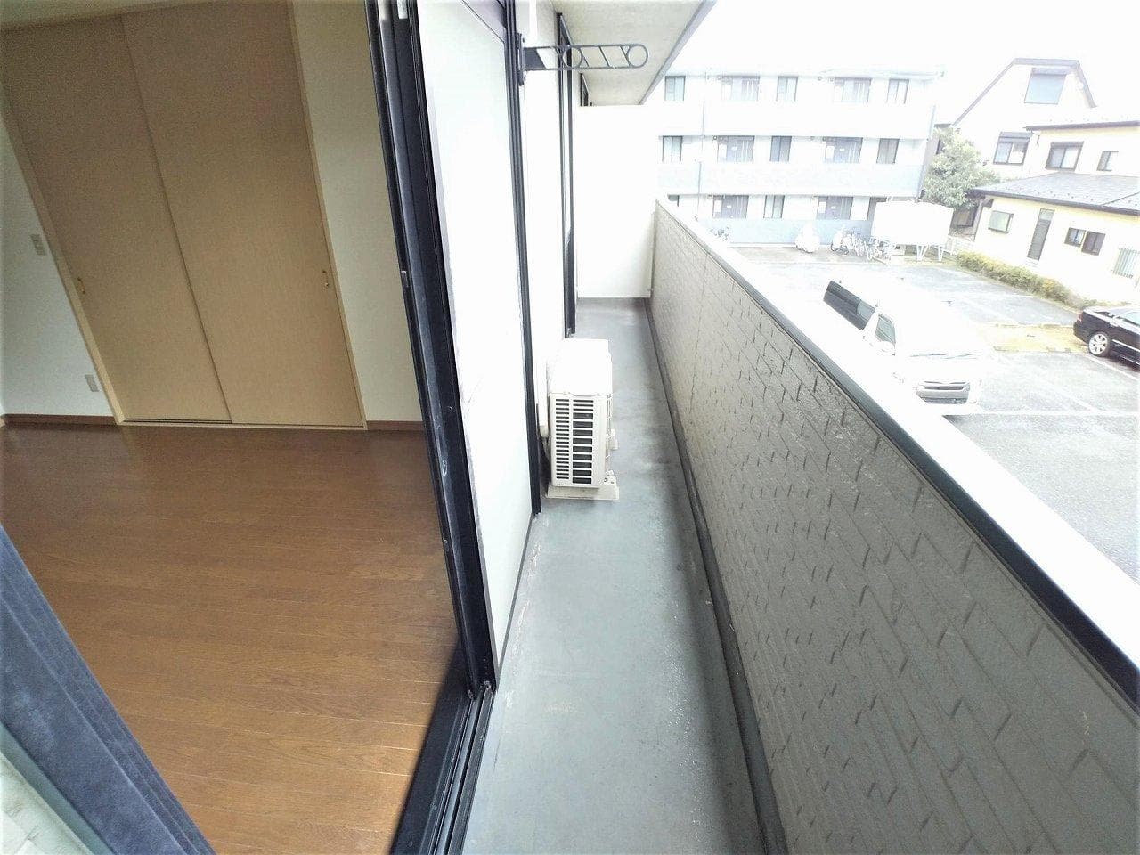 Room image 9