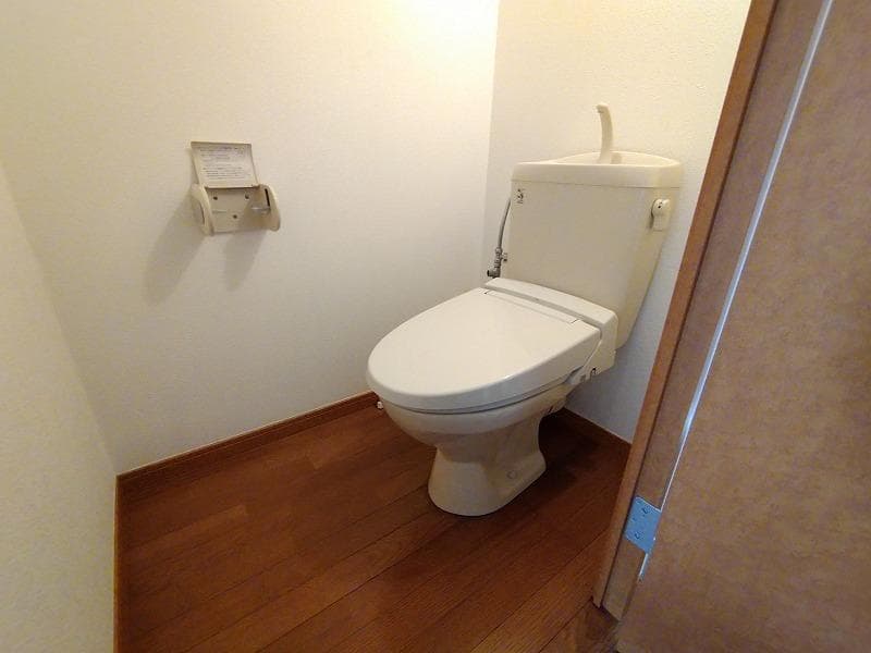 Room image 9