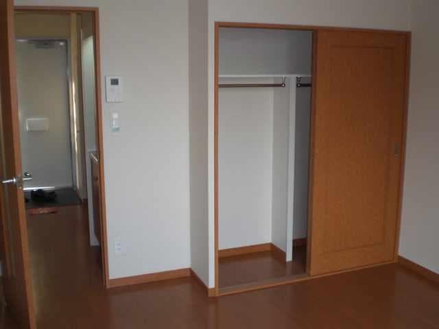 Room image 14
