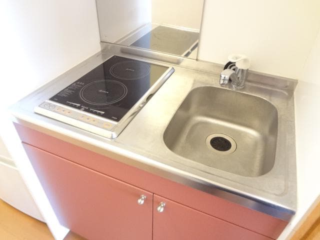 Room image 13
