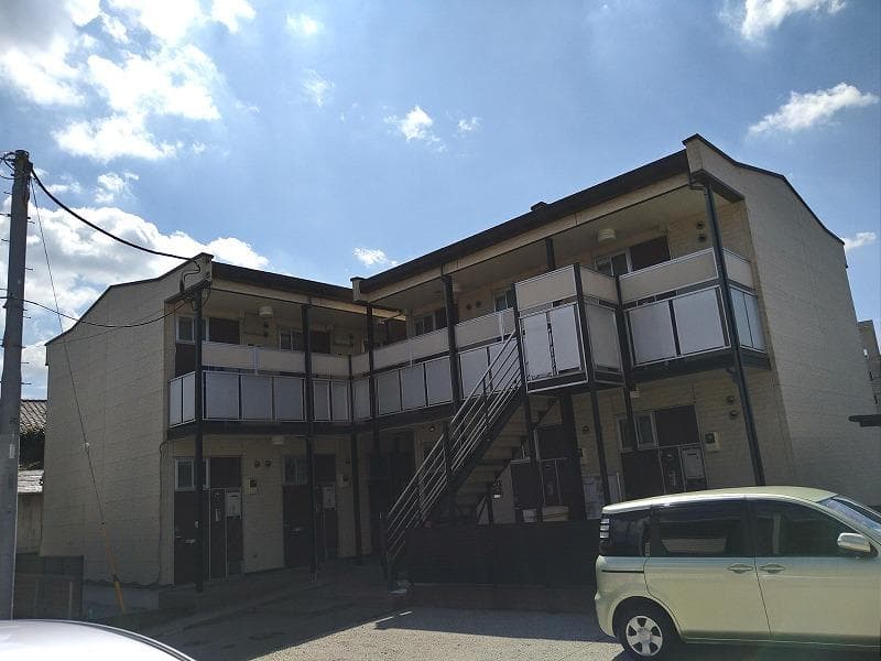 Main exterior of leopalace Olive