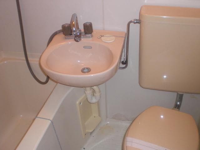 Room image 9