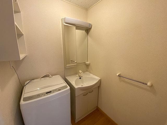 Room image 14