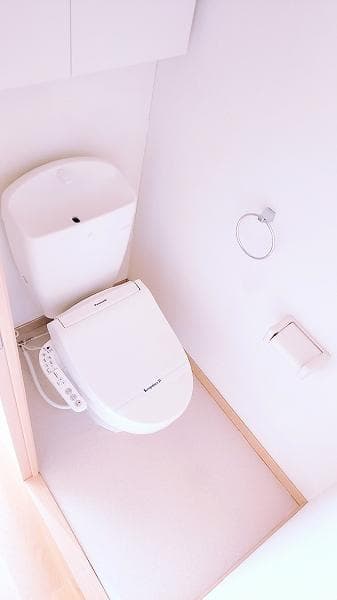 Room image 9