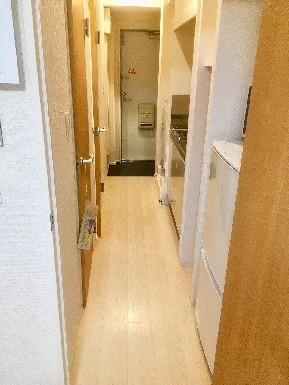 Room image 8