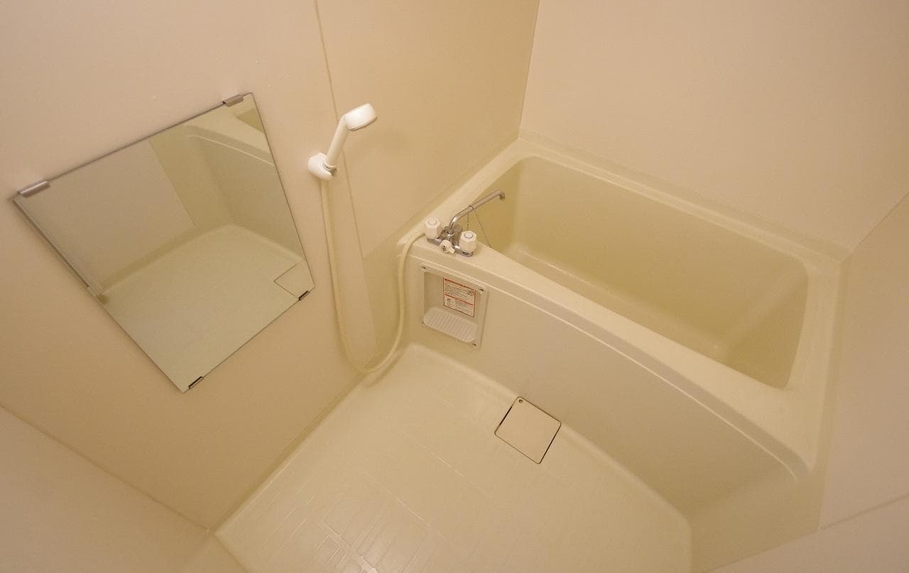 Room image 12