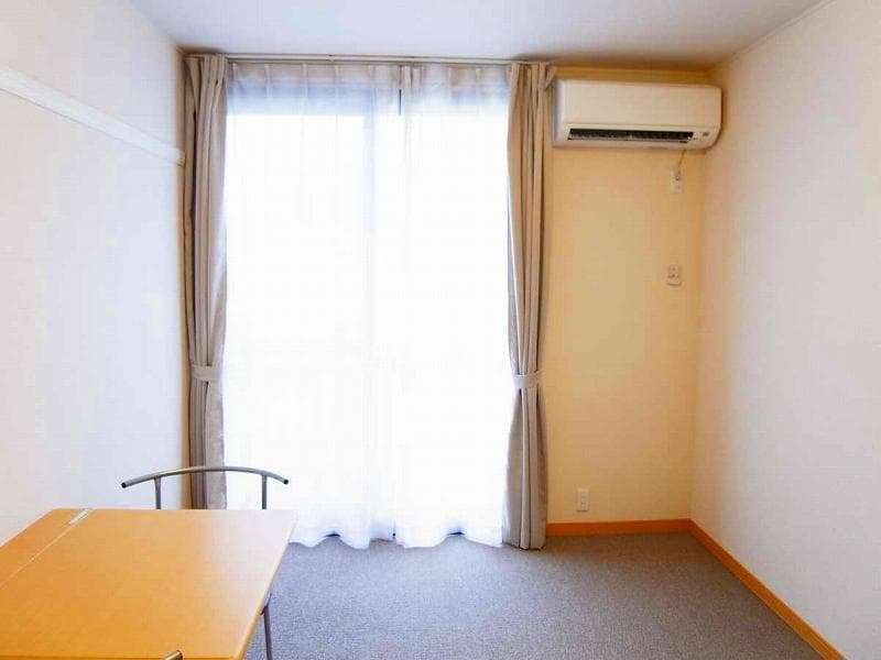 Preview interior of leopalace TAKA