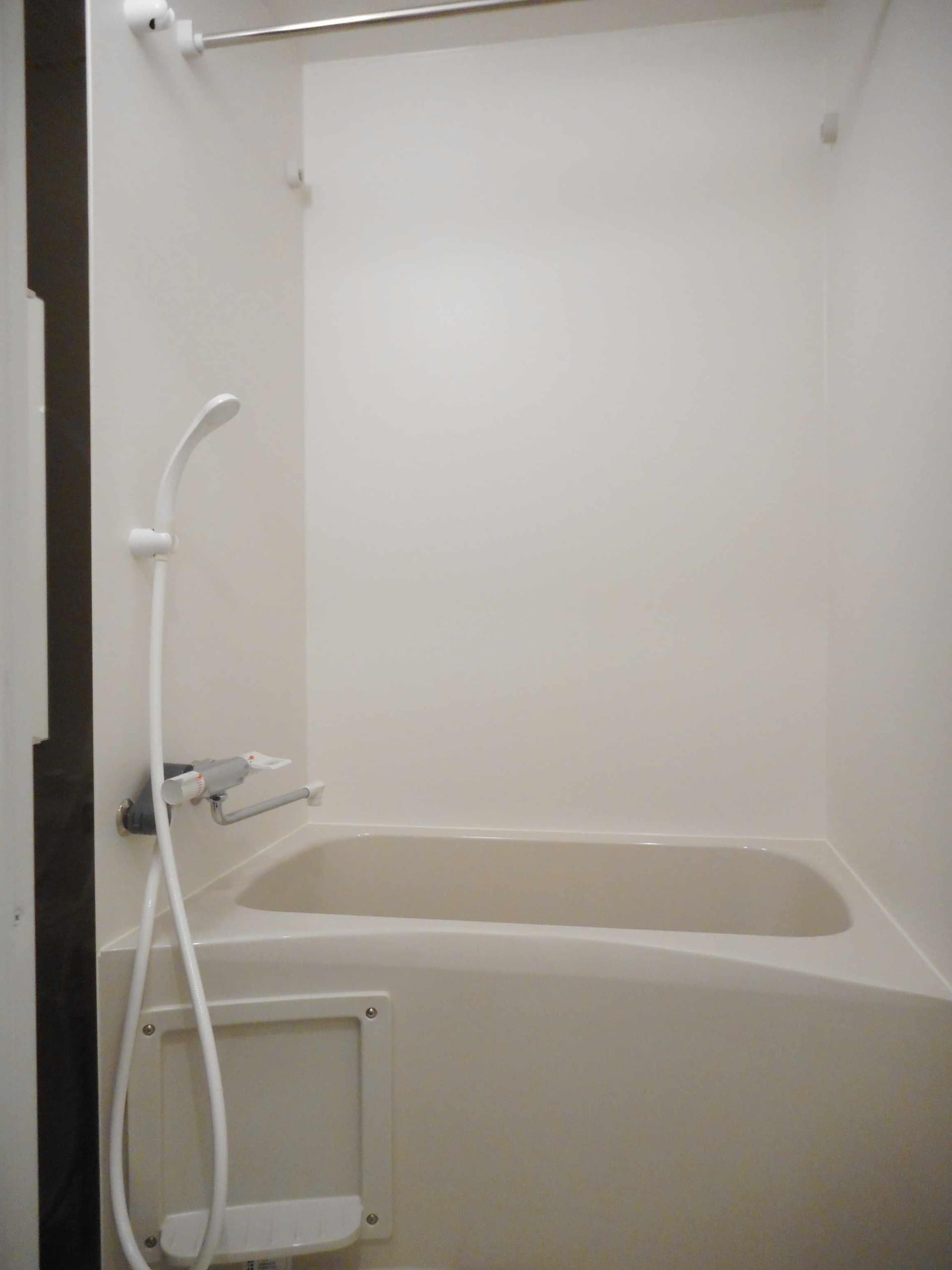Room image 12