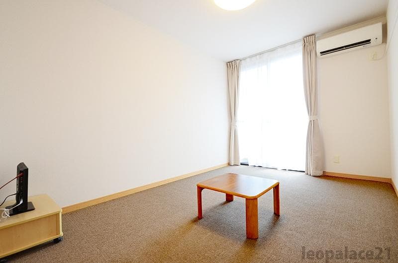 Preview interior of leopalace Namiki