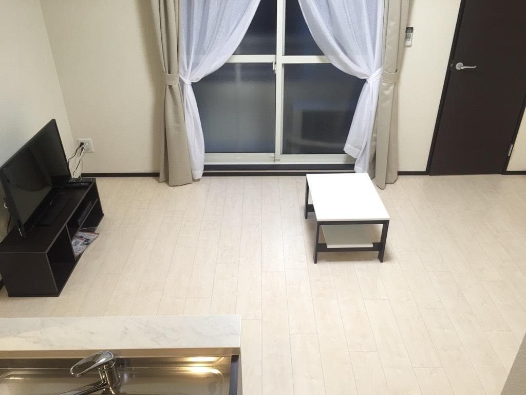 Room image 16
