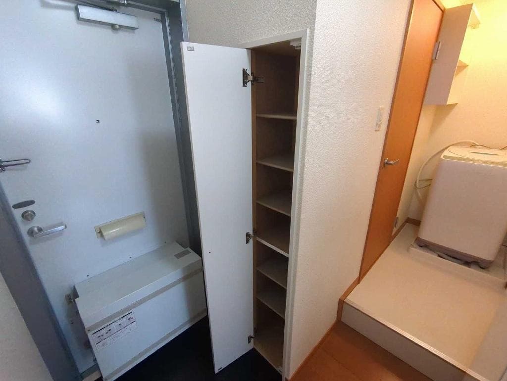 Room image 13
