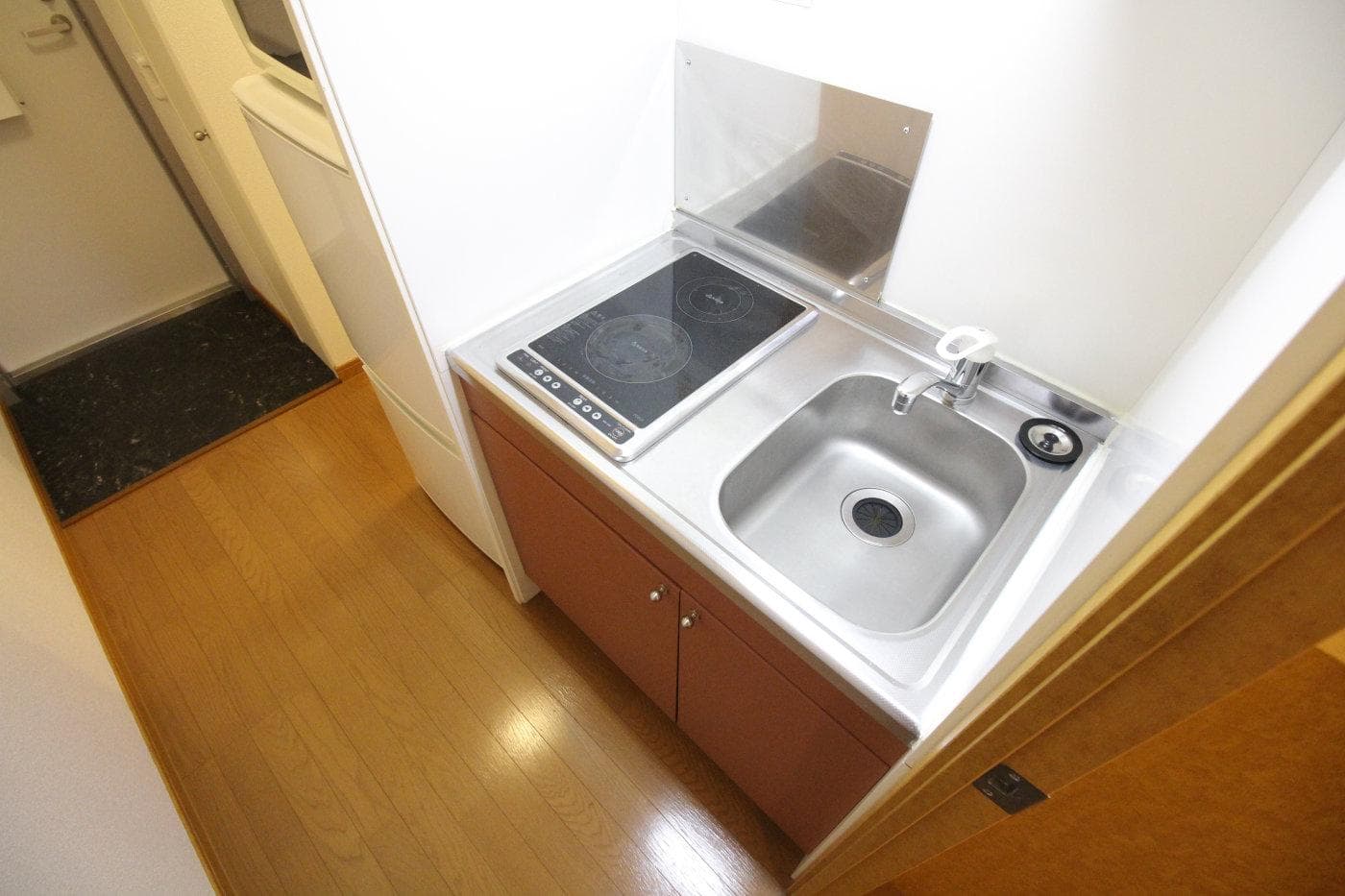 Room image 11