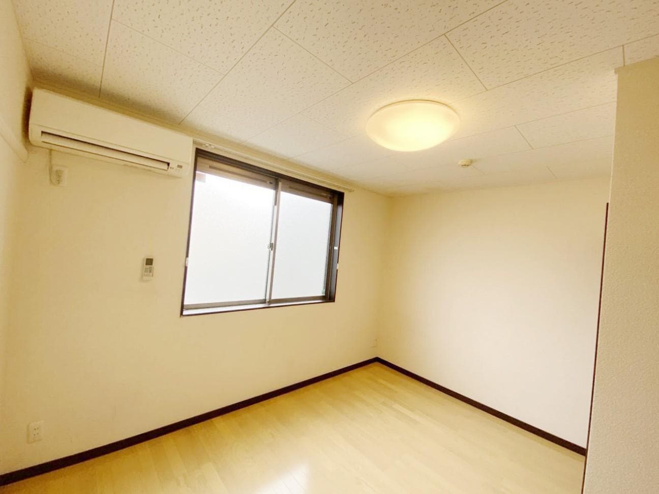 Preview interior of LEONEXT Yutagaoka
