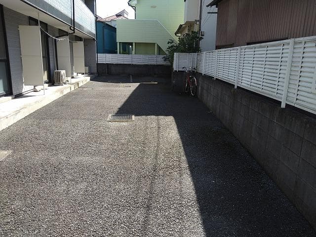 Room image 9