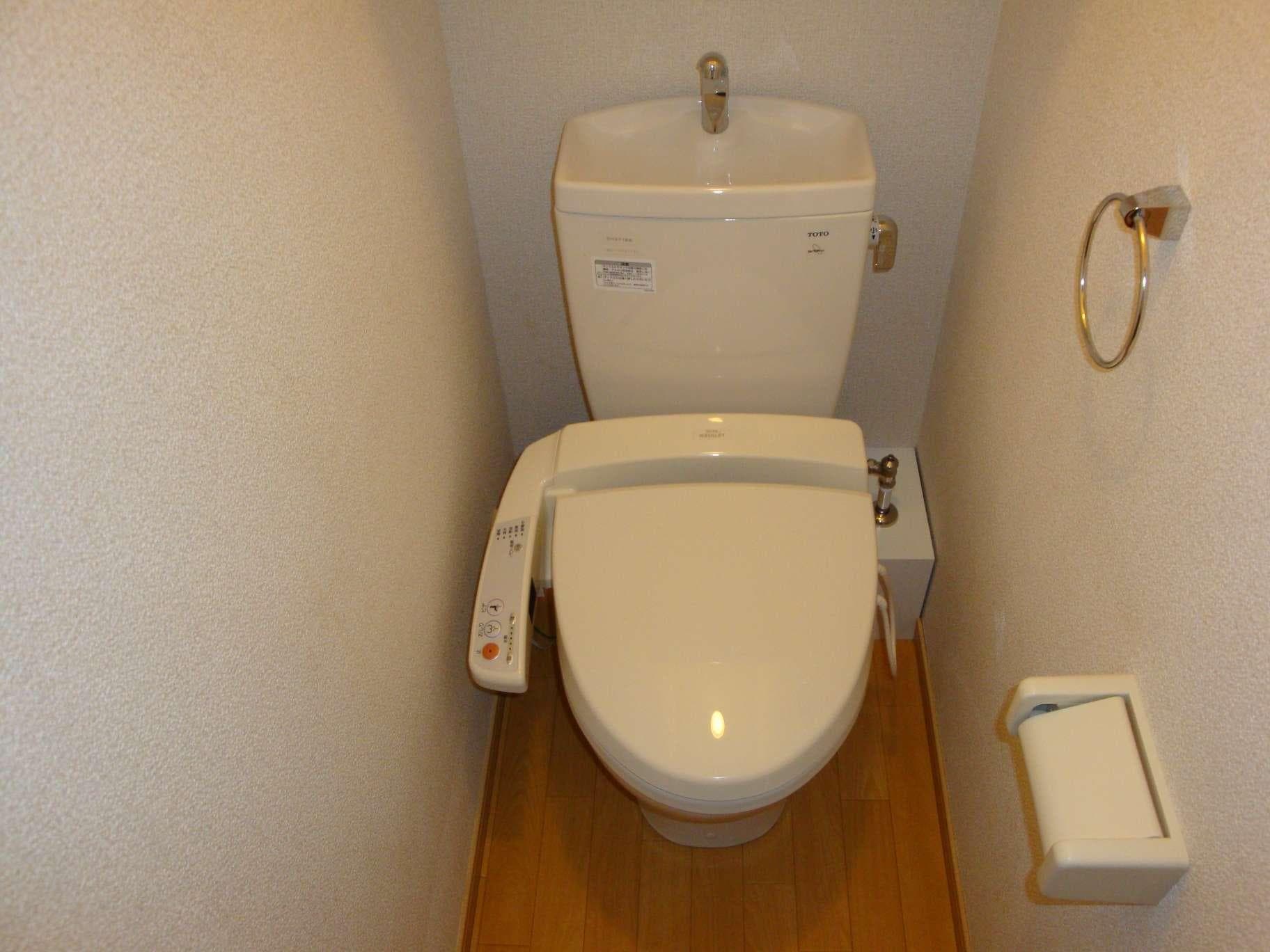 Room image 11