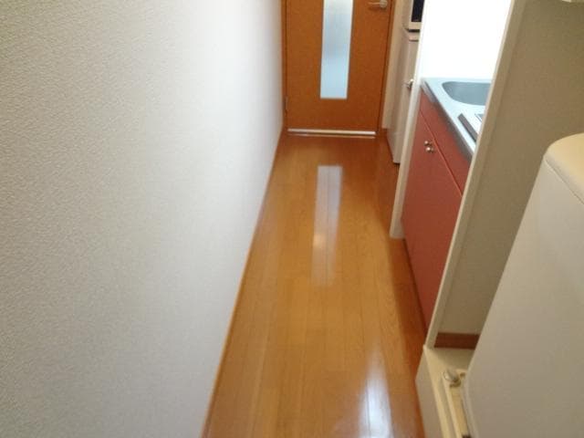 Room image 13
