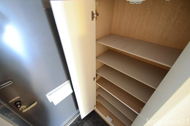 Room image 12