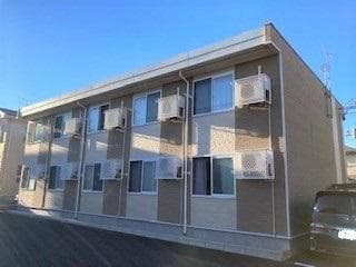 Main exterior of leopalace S