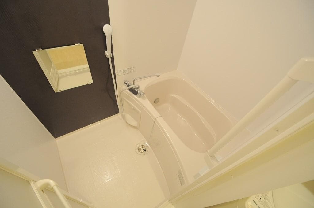 Room image 12