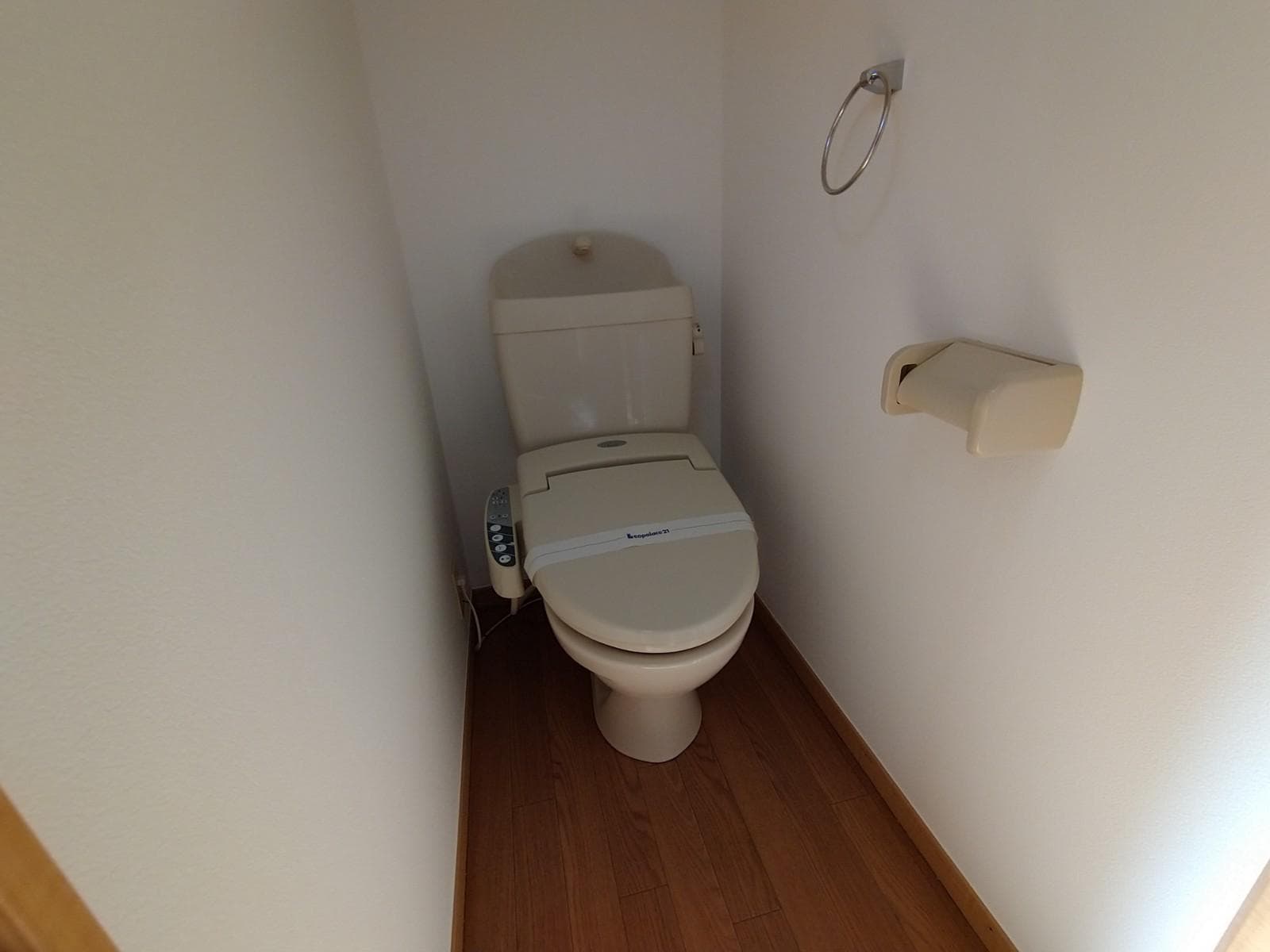 Room image 9