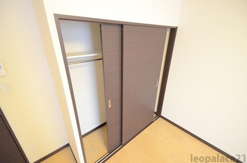 Preview interior of LEONEXT Fier II