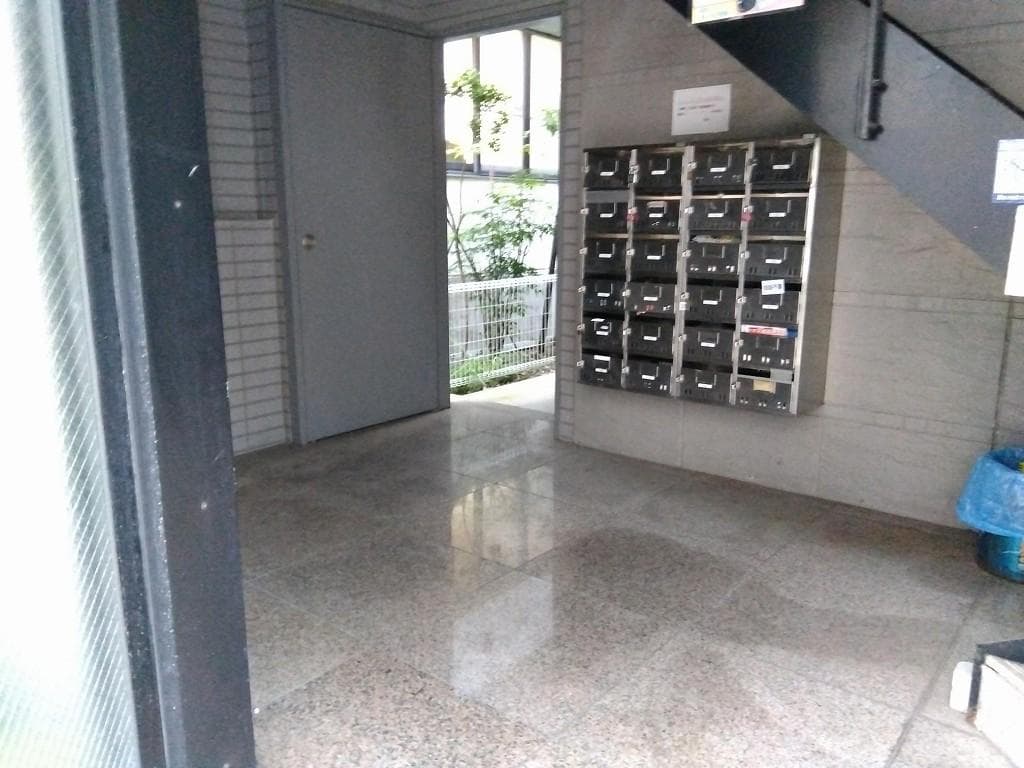 Room image 10