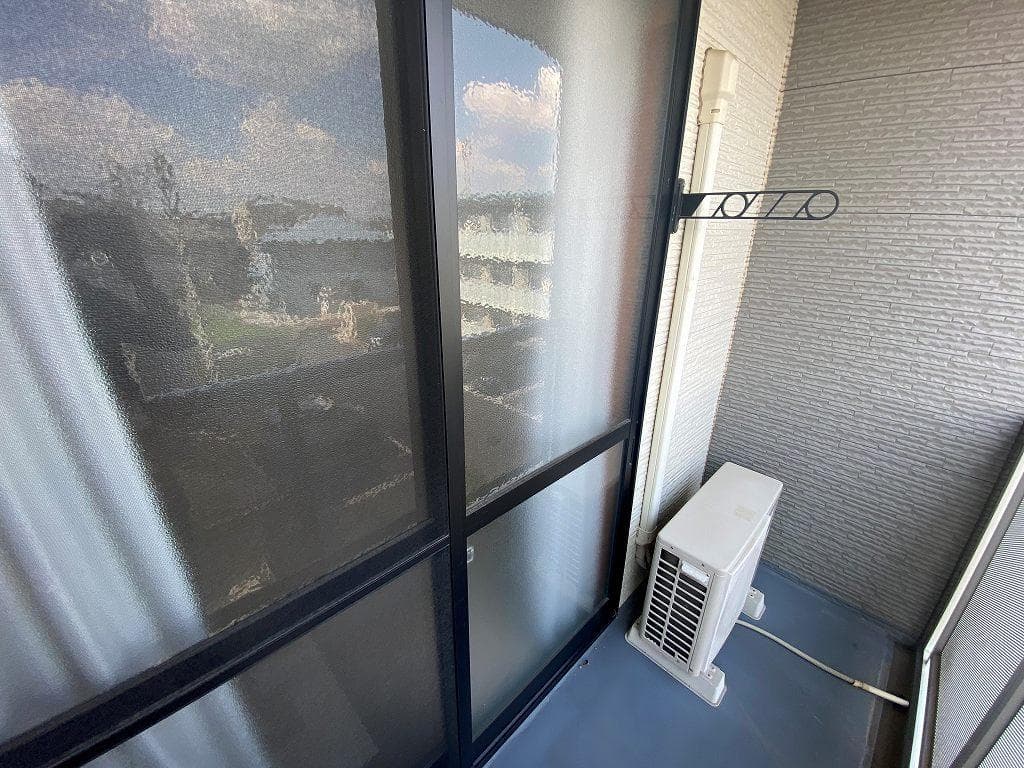 Room image 10