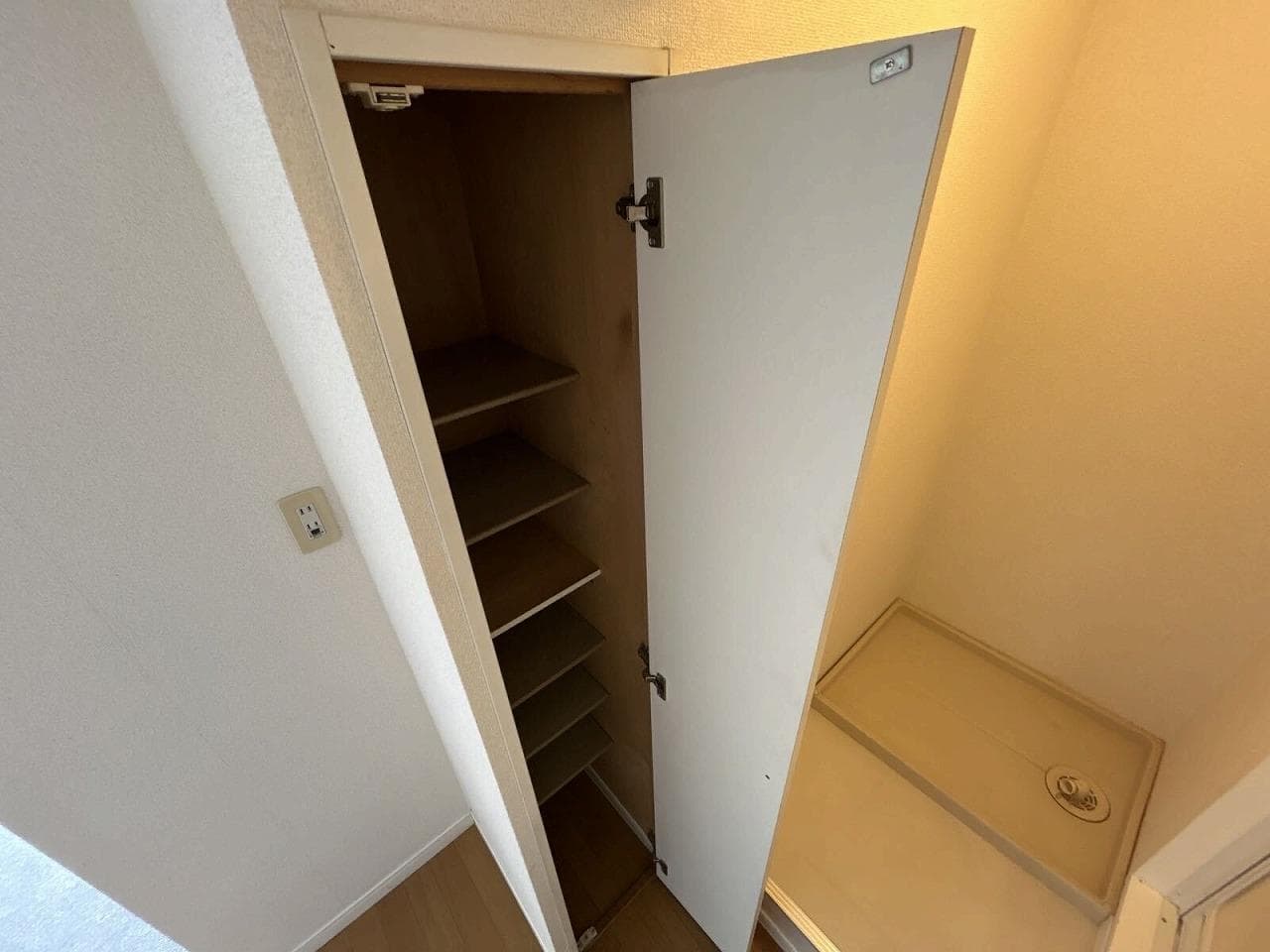 Room image 13