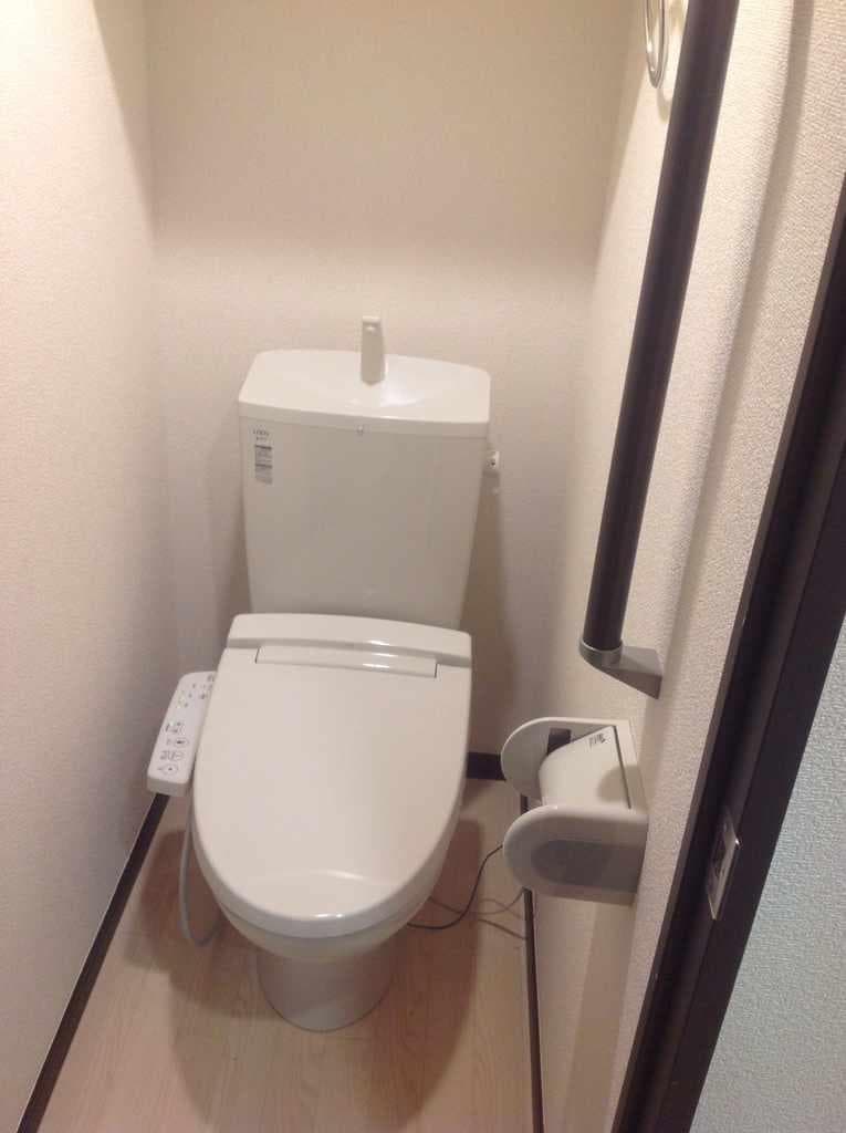 Room image 10