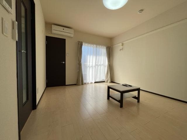Preview interior of CLEINO Keyaki
