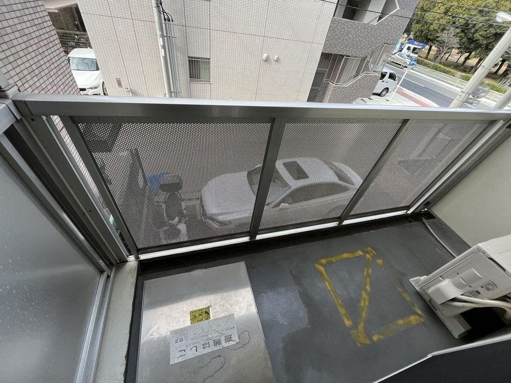 Room image 11