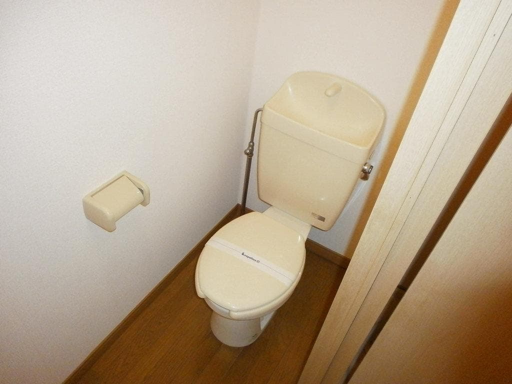 Room image 12