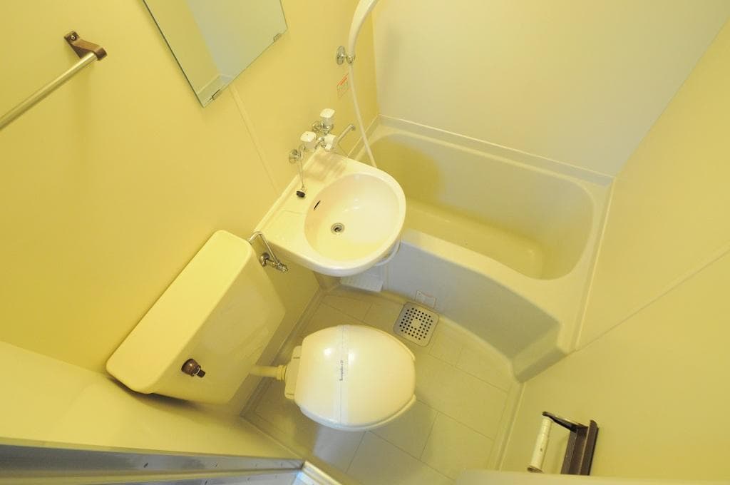 Room image 9