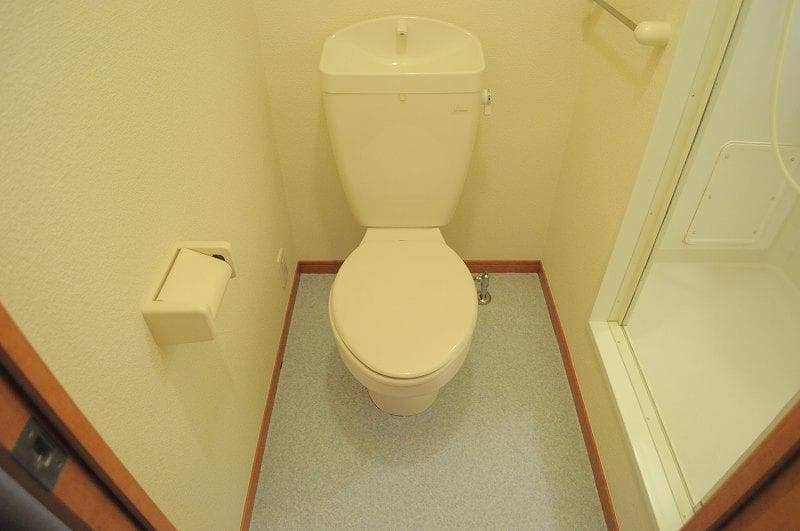 Room image 11