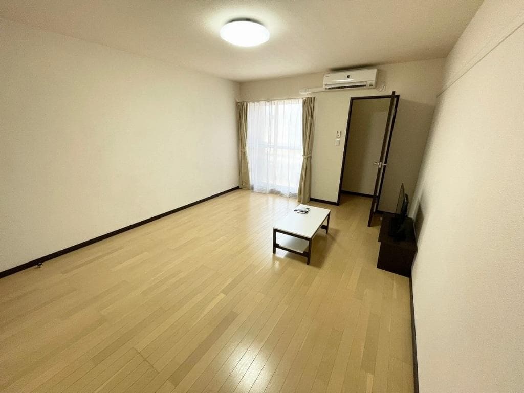 Preview interior of LEONEXT Nagomi