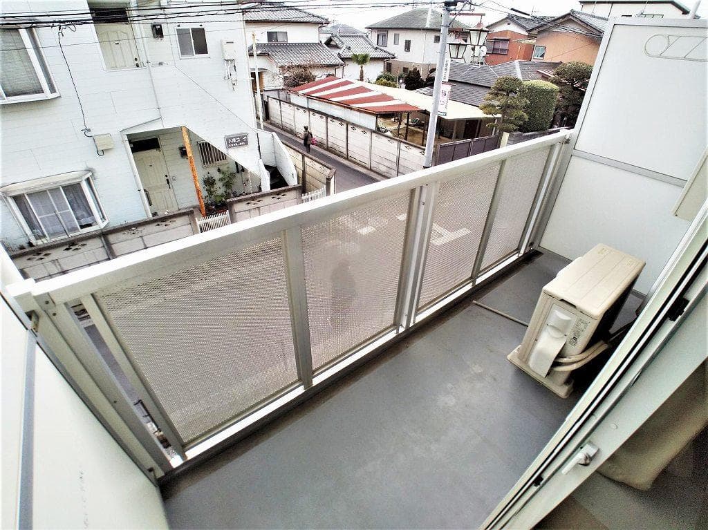 Room image 12