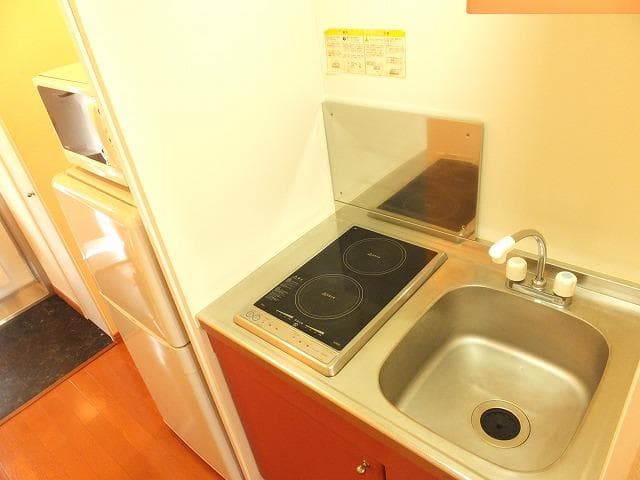 Room image 10