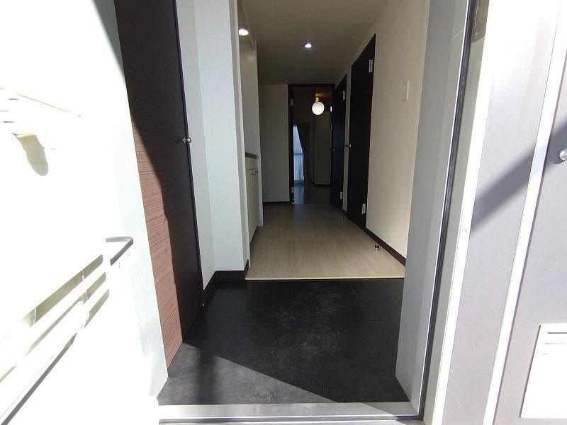 Room image 12