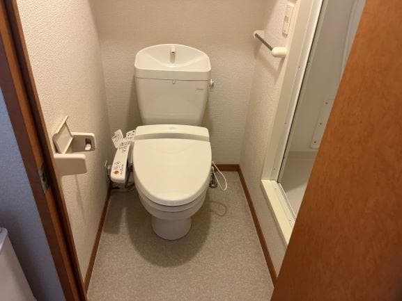 Room image 9
